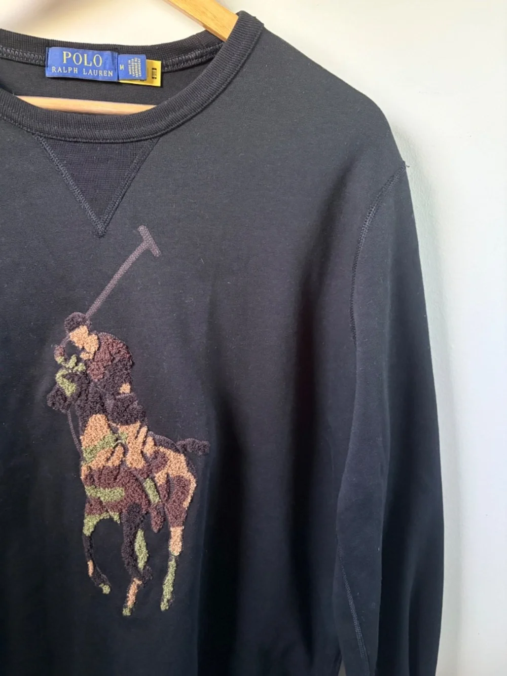 Polo Ralph Lauren Black Sweatshirt with Embroidered Camo Pony M